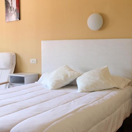 Hotel Voar Ribadeo Kültér fotó