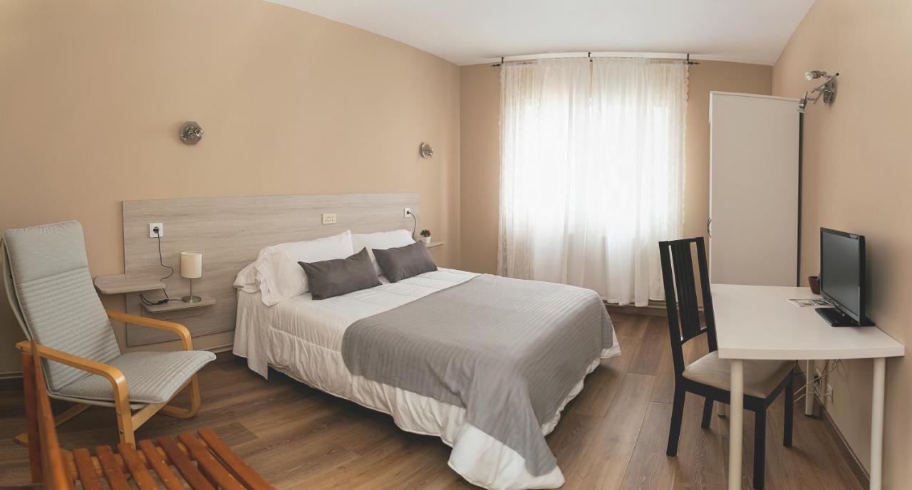 Hotel Voar Ribadeo Kültér fotó