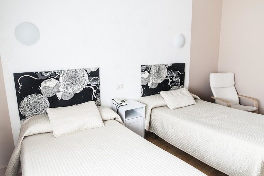 Hotel Voar Ribadeo Kültér fotó
