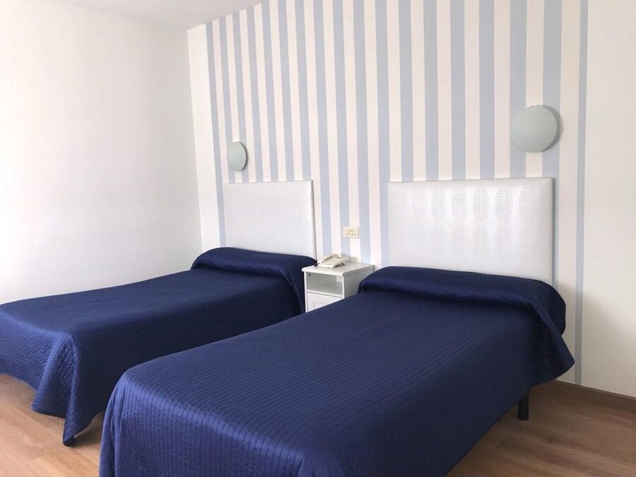 Hotel Voar Ribadeo Kültér fotó